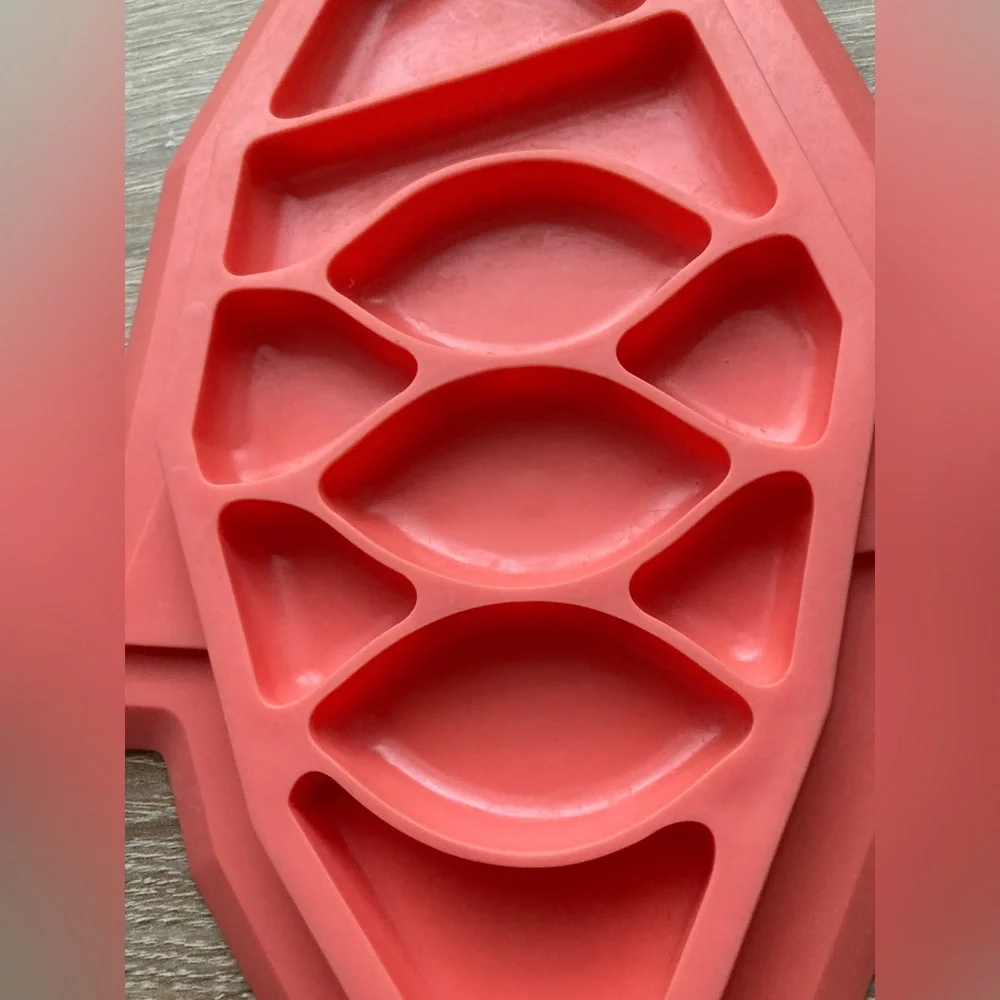 Fishie Fun Cat Feed Mat - Catstages 🐠🐈🐟🐈‍⬛